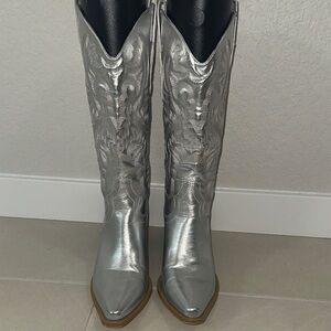 Silver Western-Style Women's Boots